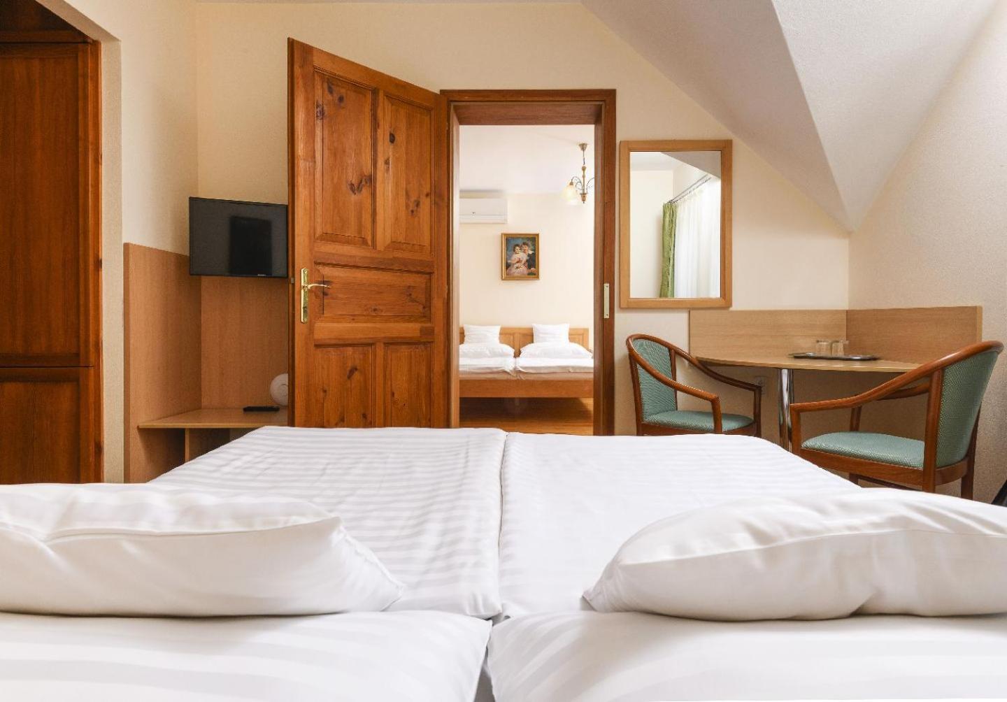 Ametiszt Hotel Harkany Bagian luar foto